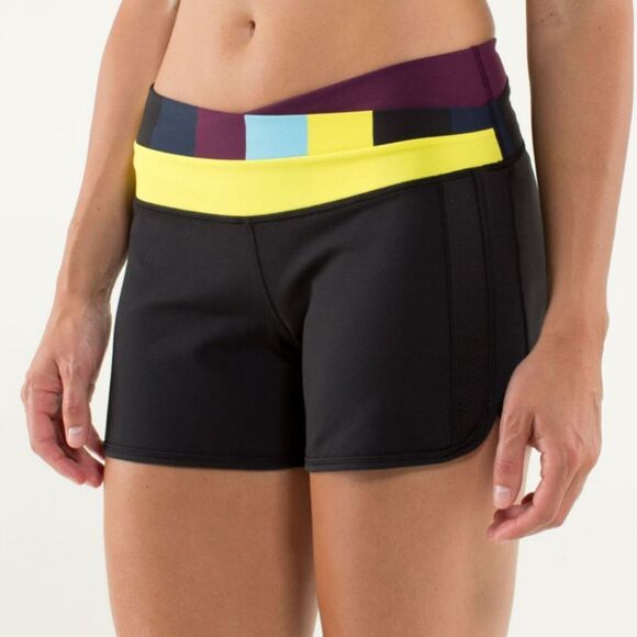 Lululemon Astro Shorts Size Small Crossover Waist Size 6 Black/Split Pea/ POW st - Picture 1 of 9